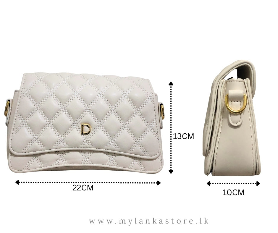 Luxury Quilted Crossbody Handbag with Gold Chain Strap – Compact & Stylish