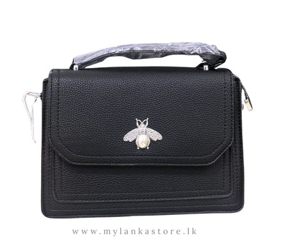 (AAA) Trendy Women’s Handbag with Bee Design – Crossbody & Shoulder Bag
