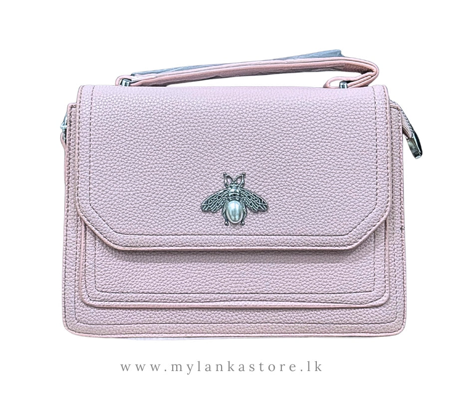 (AAA) Trendy Women’s Handbag with Bee Design – Crossbody & Shoulder Bag