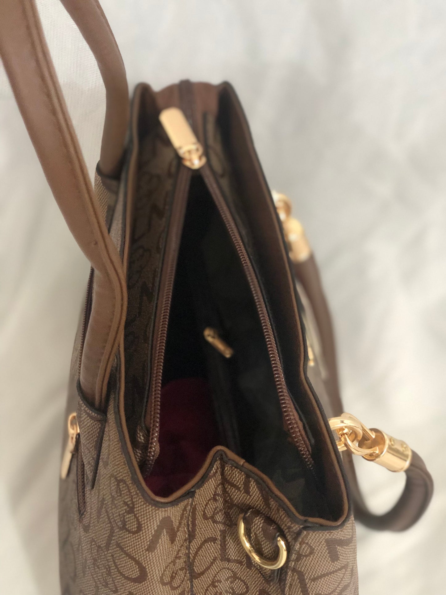 Elegant Brown Monogram Handbag for Women – Compact Everyday Shoulder Tot