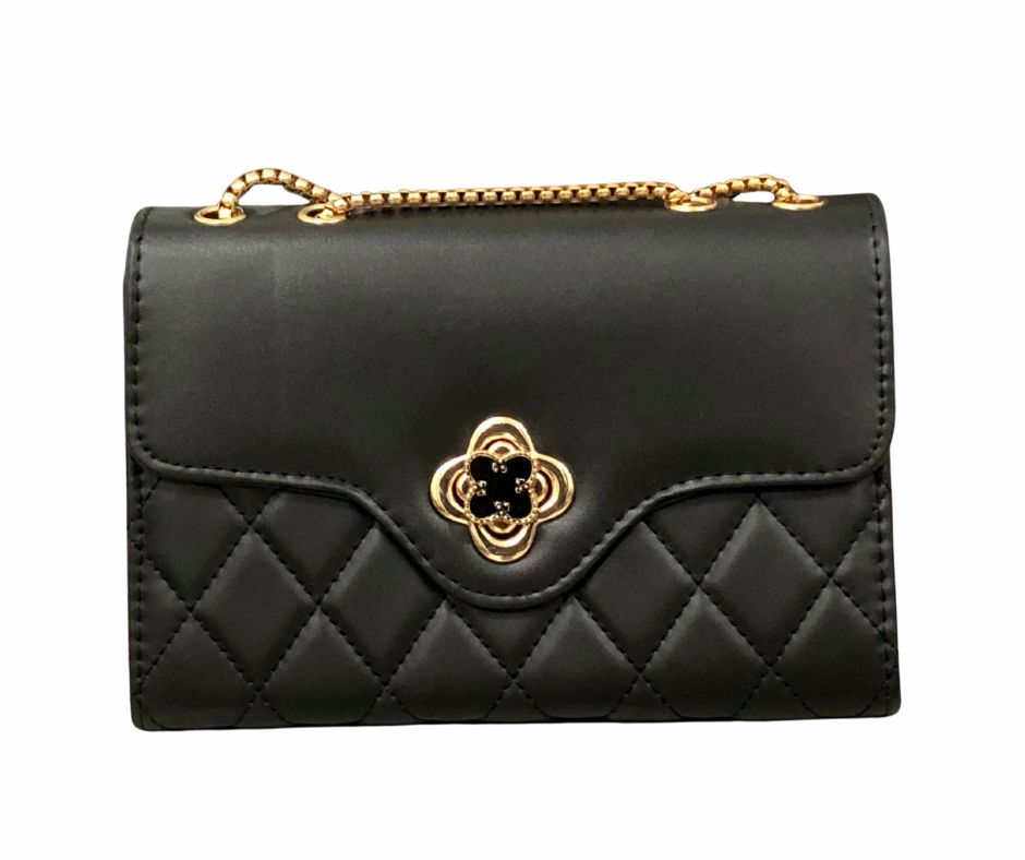 a>Elegant Quilted Crossbody Bag