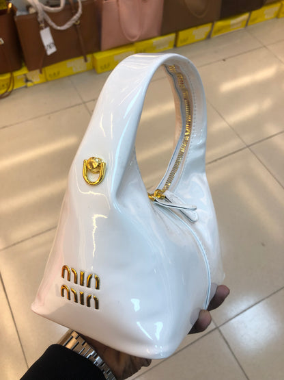 Min Min Handbag for Women – Stylish Mini Glossy Bag